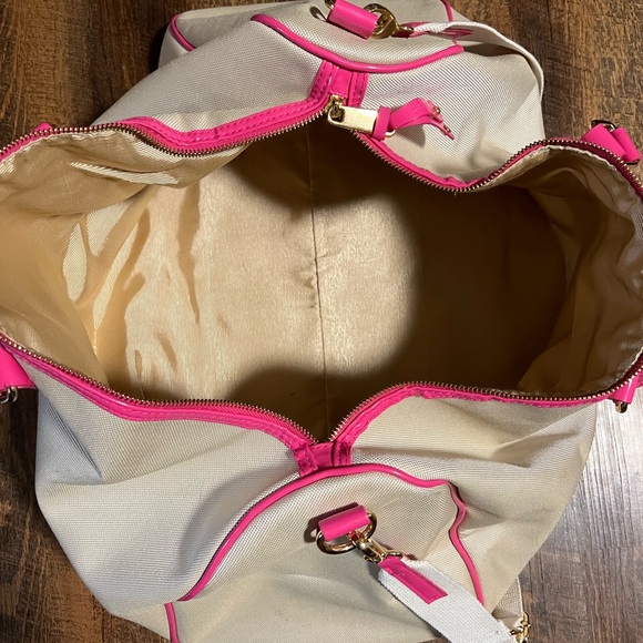 Victoria's Secret Love The Sexiest On Earth Beige Canvas Pink duffle bag - Picture 4 of 5